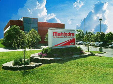 Mahindra 3