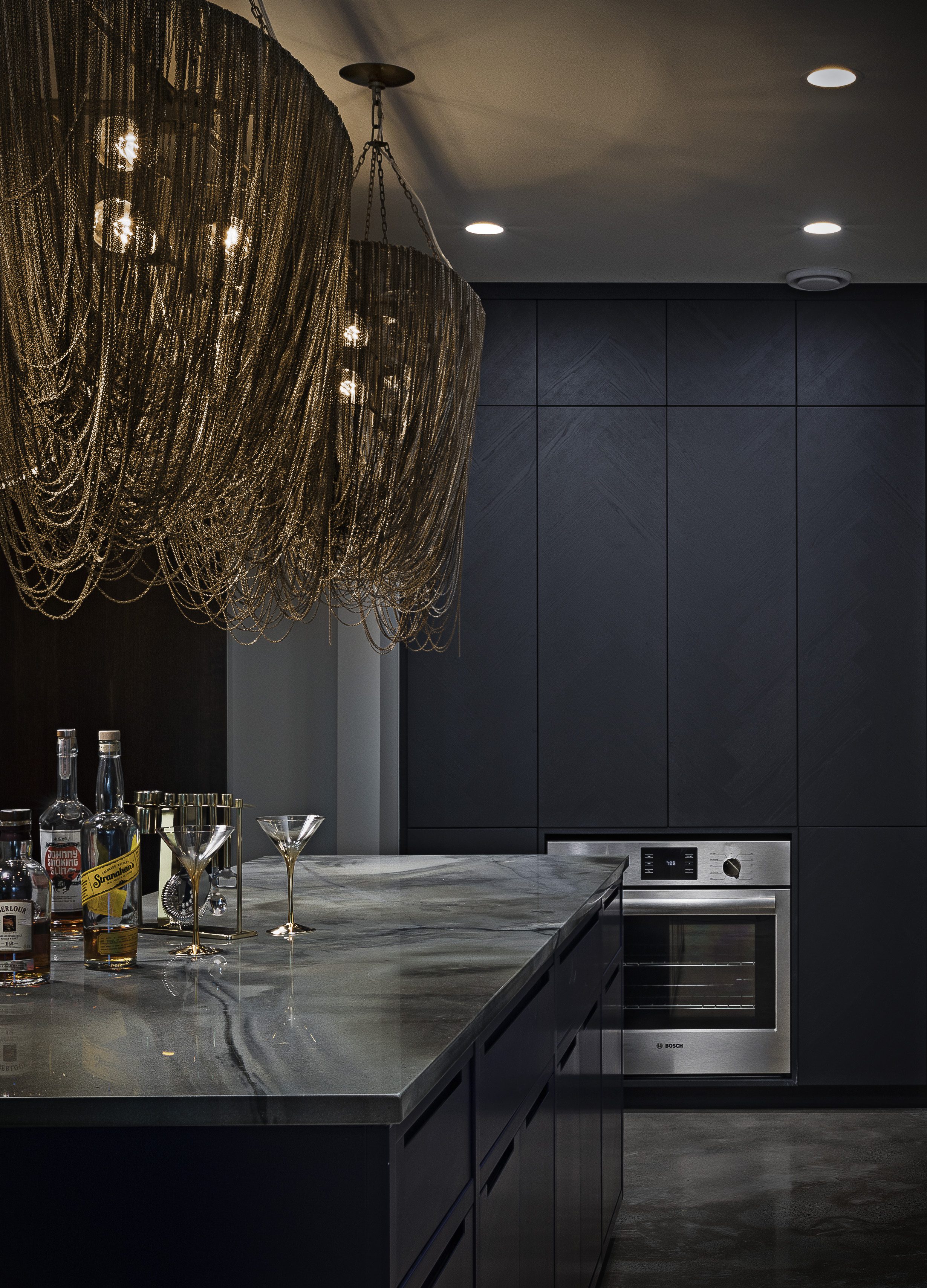 3b16fc2c-speakeasy-inspired-basement.