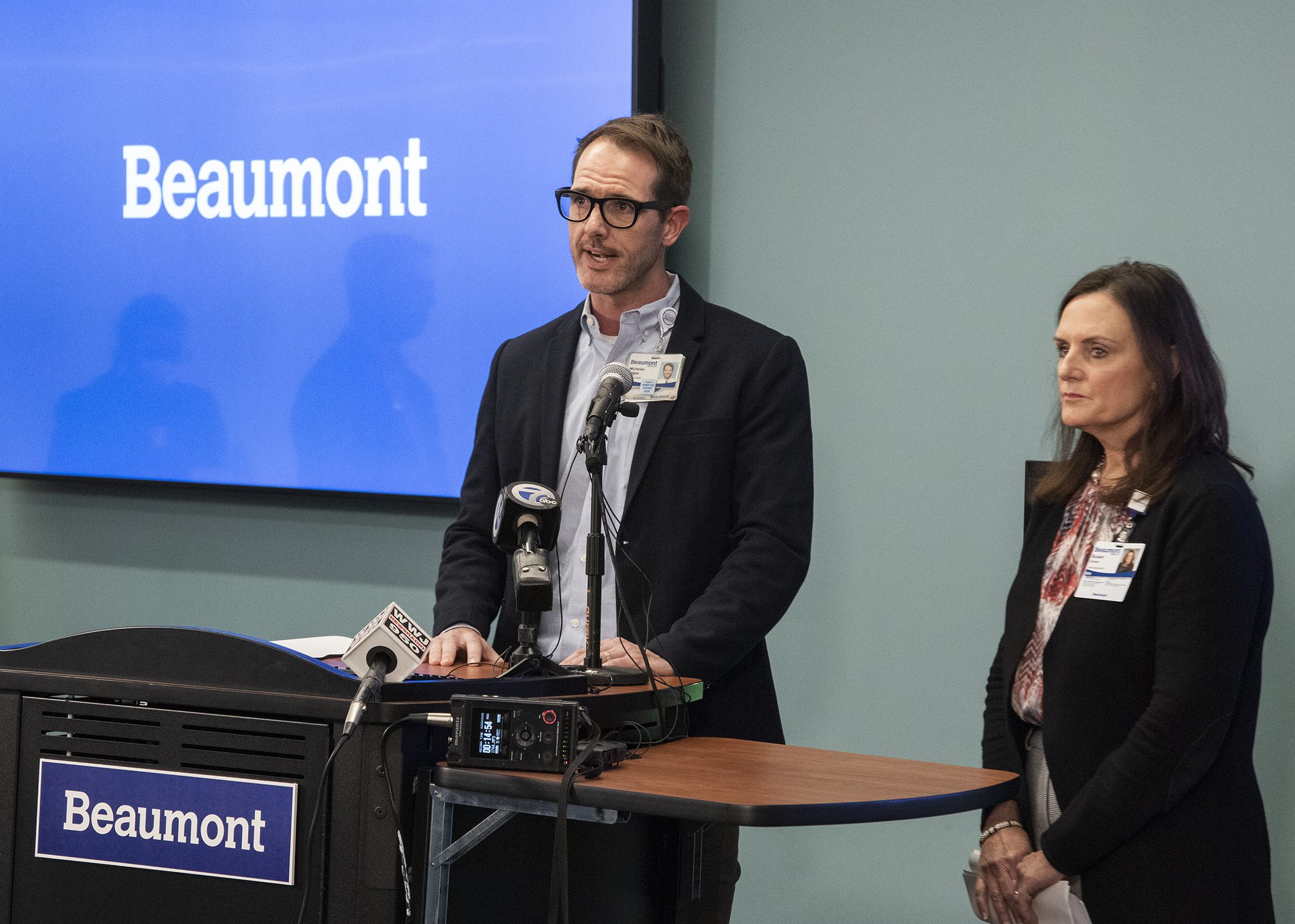 Covid_19_Press_Conf_031820-3616