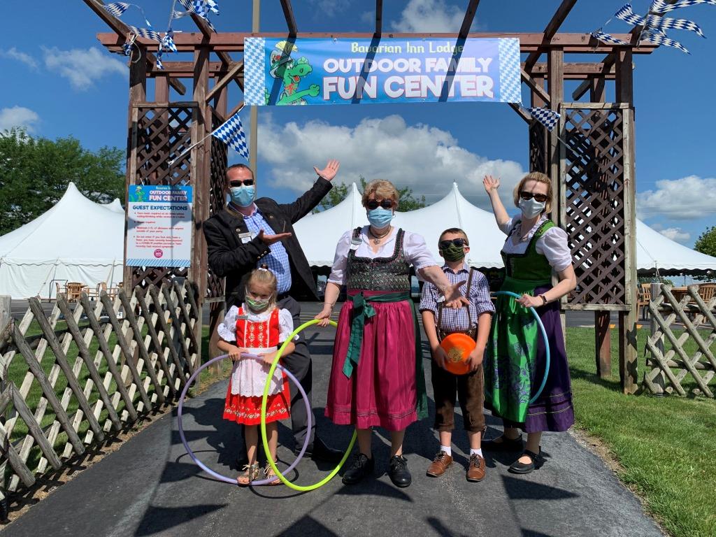 7bb18d5e-bavarianinnzehnderfamilyatoutdoorfamilyfuncenterjuly2020c-1