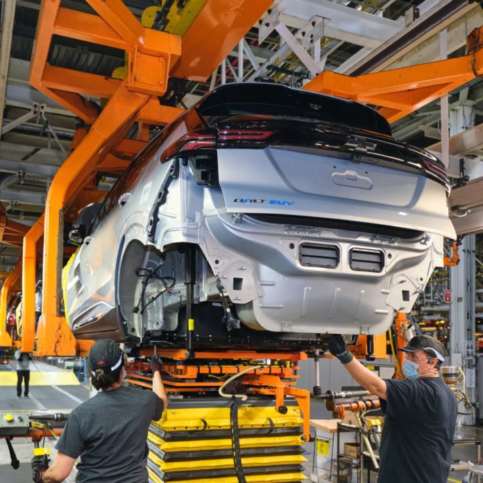 Chevrolet Begins Shipping the New, All-Electric 2022 Bolt EUV an