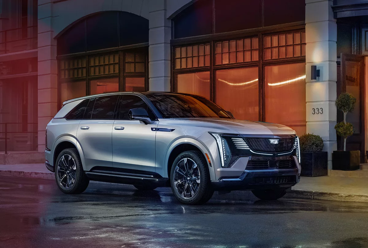 Cadillac-Unveils-Electric-Escalade-IQ
